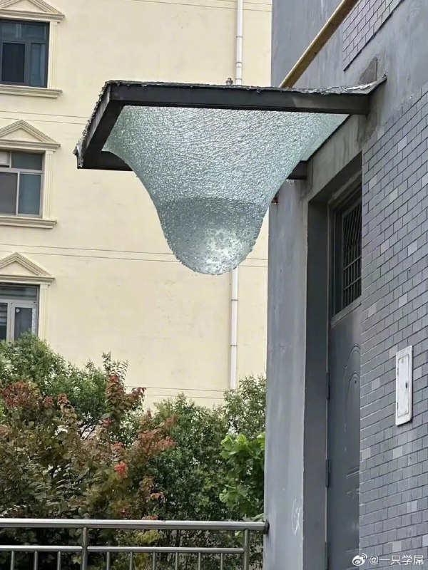 你说他质量好吧 他坏了你说的不好吧 他还没漏你说他质量好吧 他坏了你说的不好吧 他还没漏