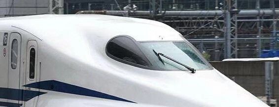 新干线N700的官方宣传图第一眼看错的不止我一个吧？新干线N700的官方宣传图第一眼看错的不止我一个吧？