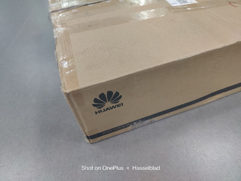 沙雕机器人的新服务器到了2*Xeon 6254 256G DDR4 2*960G SSD沙雕机器人的新服务器到了2*Xeon 6254 256G DDR4 2*960G SSD