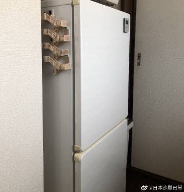 紧急通道冰箱贴 俗称：蟑螂专用防火梯紧急通道冰箱贴 俗称：蟑螂专用防火梯