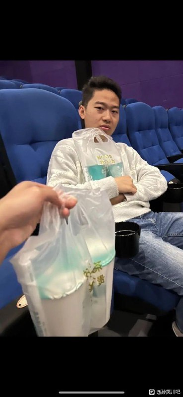一个悲伤的故事from 心惊报一个悲伤的故事from 心惊报