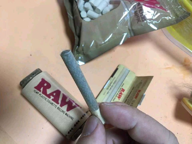 你们说的吸猫是这个吗？你们说的吸猫是这个吗？