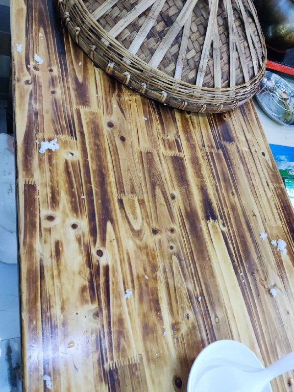 我家楼下有这种三元一份的豆花饭 除了豆花不能加 蘸水和饭都能免费加 当我吃了两碗蘸水五碗饭之后 老板把饭桶收走了老板你什么意思？！我家楼下有这种三元一份的豆花饭 除了豆花不能加 蘸水和饭都能免费加 当我吃了两碗蘸水五碗饭之后 老板把饭桶收走了老板你什么意思？！