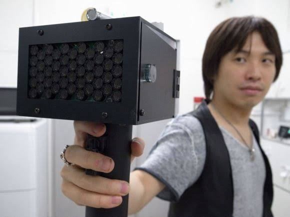 日本人发明的语音干扰枪，可以有效地阻止某人说话