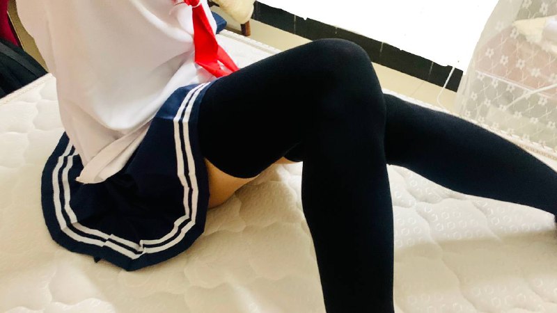 新年女装via 伊卡 洛斯新年女装via 伊卡 洛斯