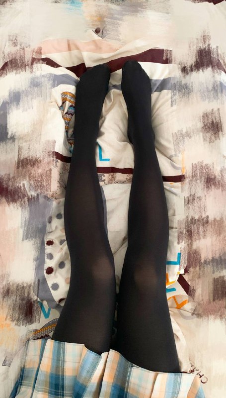腿子via 𝙈𝙖𝙜𝙚𝙣𝙩𝙖𝙞𝙯𝙚