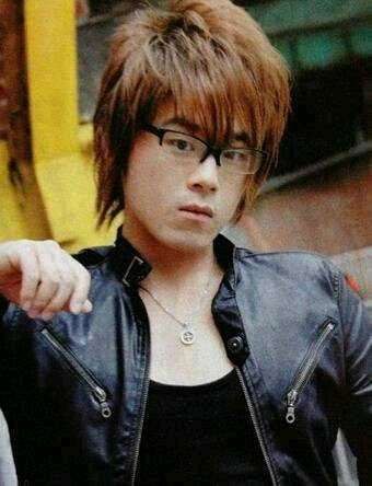 15年的松冈←  →21年的松冈15年的松冈←  →21年的松冈